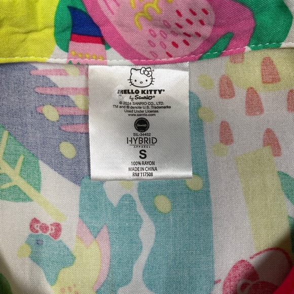 Hello Kitty Sanrio Shirt Mens L Multicolor Rayon Hawaiian Floral Cartoon Kawaii - Picture 3 of 7